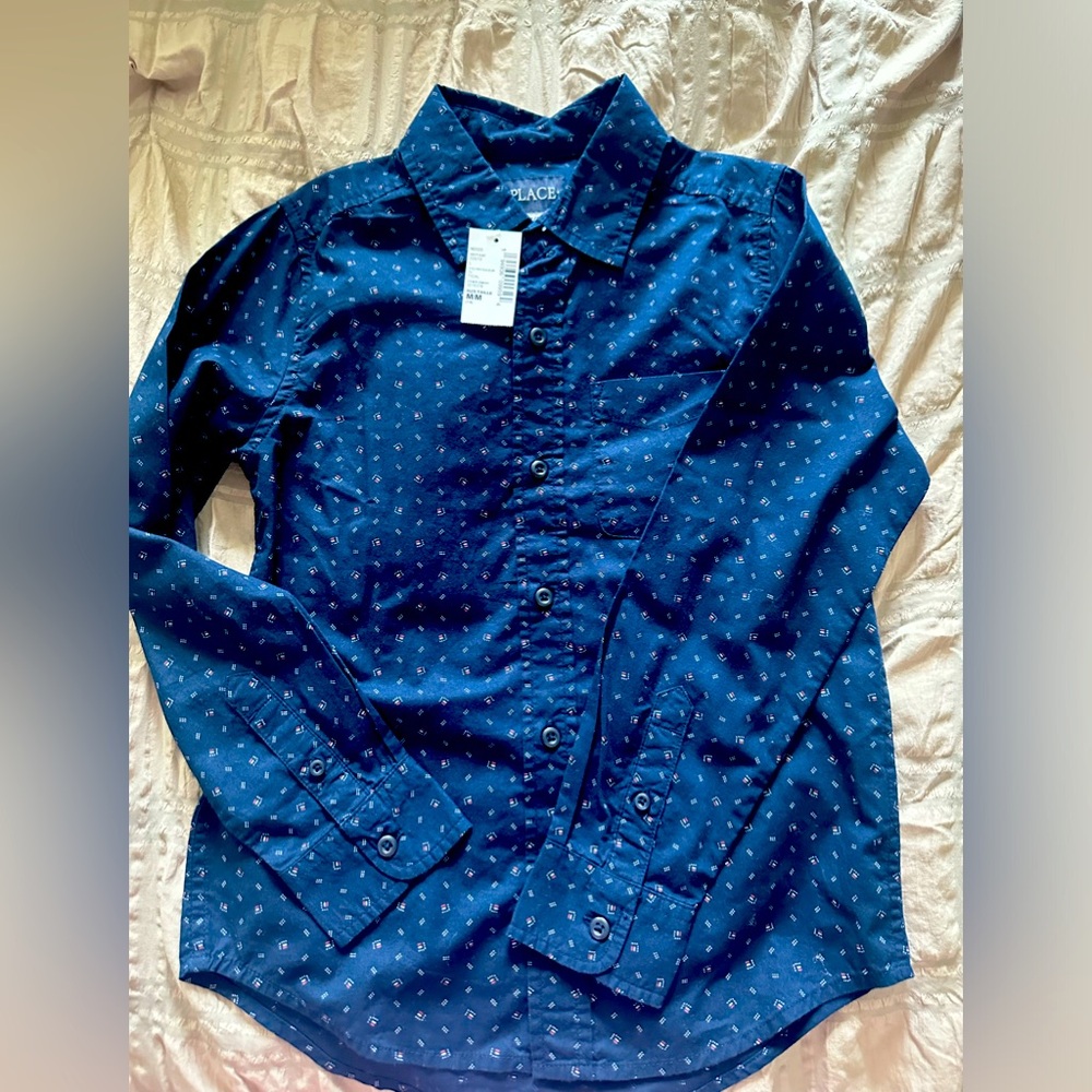 Long sleeves shirt with buttons NWT size 7/8 Childrens Place